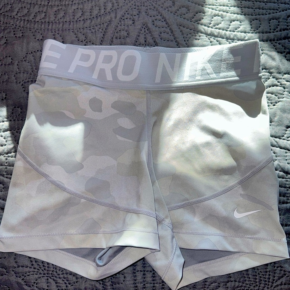 Grey/camo Nike Pro spandex shorts